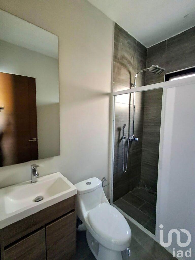 Casa nueva en venta, Las Esmeraldas Residencial ¡ Incluye Cocina Integral y Closets!