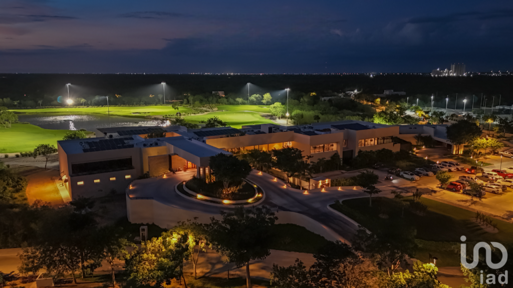 VENTA DE TERRENO RESIDENCIAL CON CAMPO DE GOLF MERIDA YUCATAN