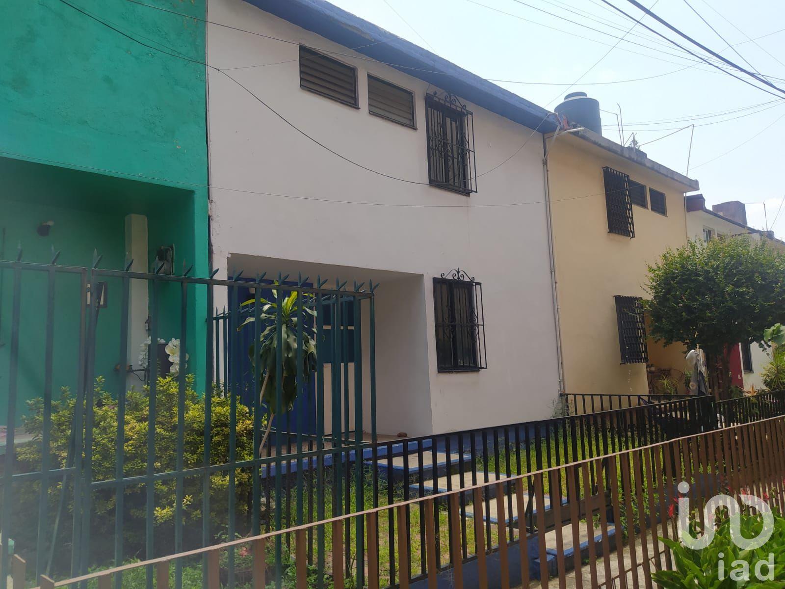 En venta Casa en fraccionamiento | Lomas de Cortés