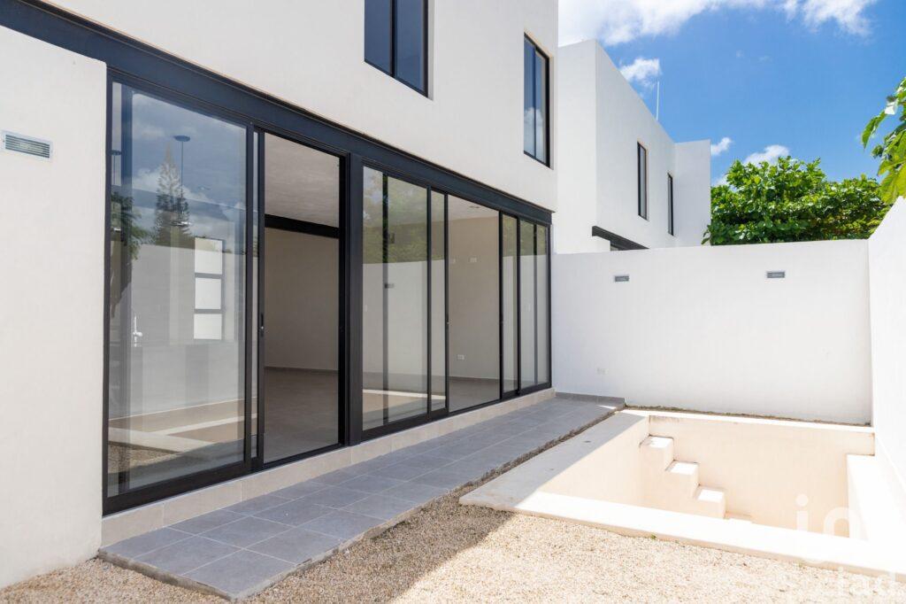 CASA EN VENTA CHICHI SUAREZ, MERIDA, YUCATAN