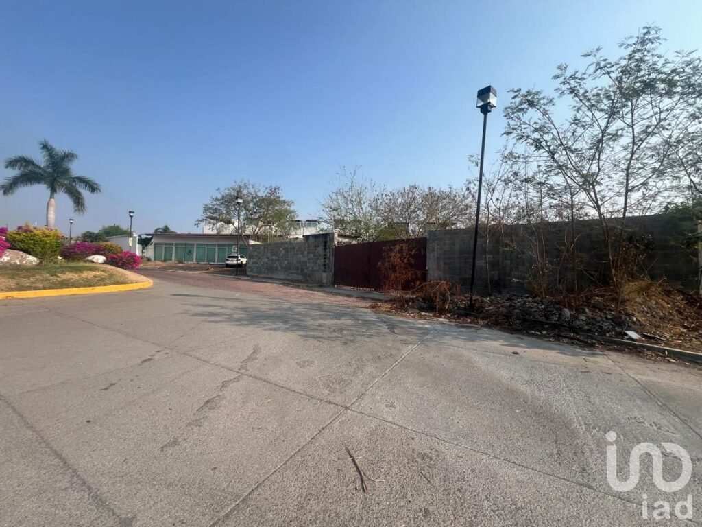 (GRAN OPORTUNIDAD) TERRENO EN VENTA EN TEQUESQUITENGO A BORDE DE CARRETERA