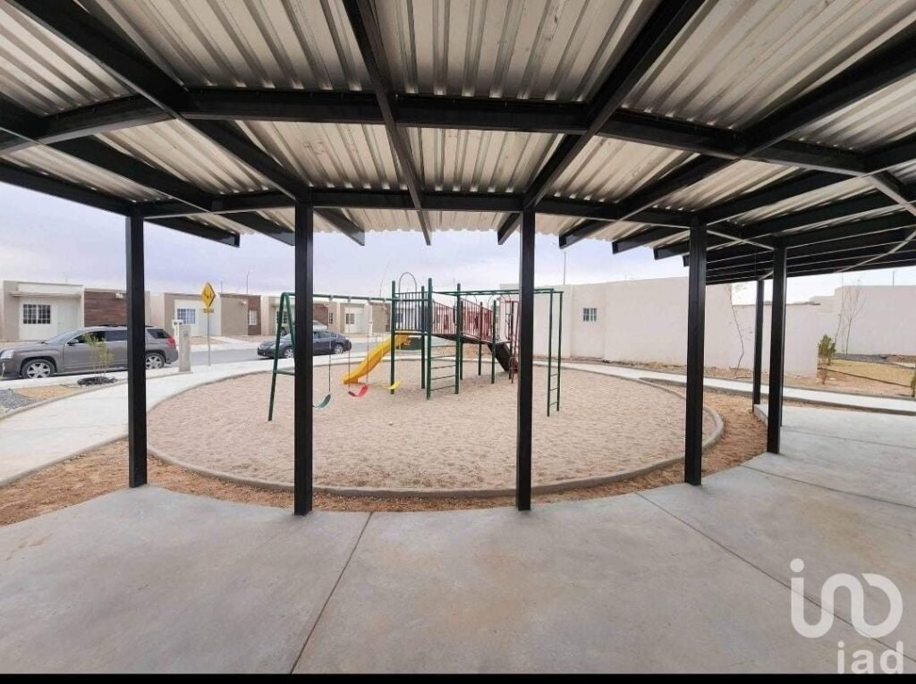 CASA EN VENTA PRIVADAS DE VALENCIA 3 RECAMARAS 2 BAÑOS