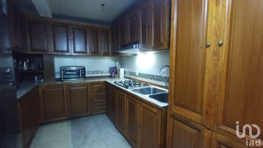 CASA EN VENTA EN COLONIA AQUILES SERDAN,PACHUCA,HGO.