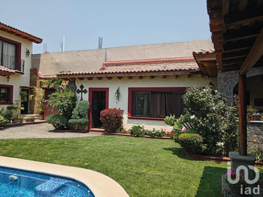 Hermosa casa en venta en Cuernavaca, Morelos en Fraccionamiento Real Tetela