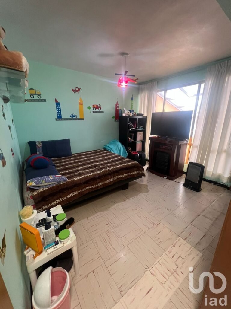 CASA EN VENTA EN CD AZTECA 1RA SECCIÓN