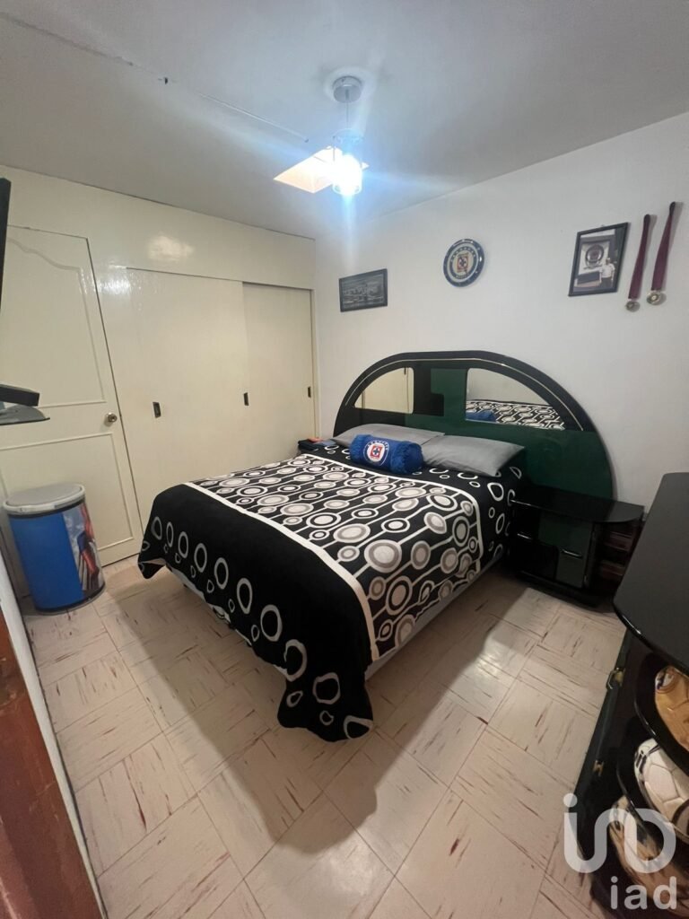 CASA EN VENTA EN CD AZTECA 1RA SECCIÓN