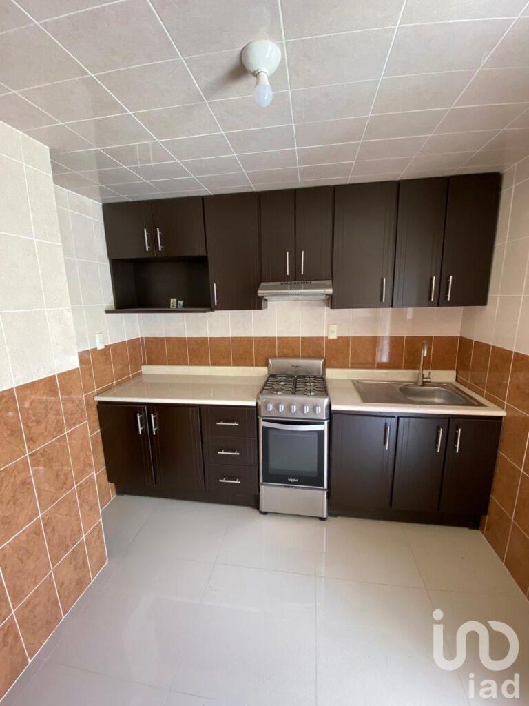 Se Vende Casa en Sección Segunda  los   Héroes Tecámac,  Estado de México