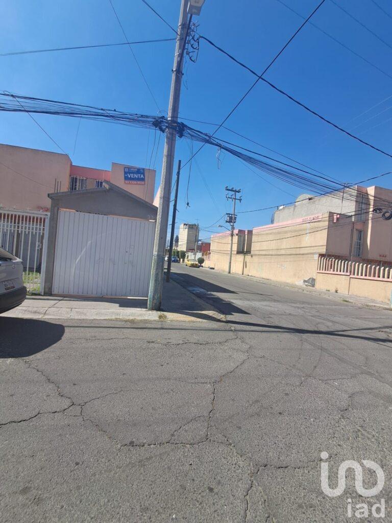 Se Vende Casa en Sección Segunda  los   Héroes Tecámac,  Estado de México