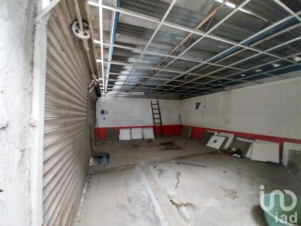 BODEGA EN RENTA DE 388 M2 SOBRE CARRETERA INTERNACIONAL ANTES DEL MONUMENTO A JUAREZ