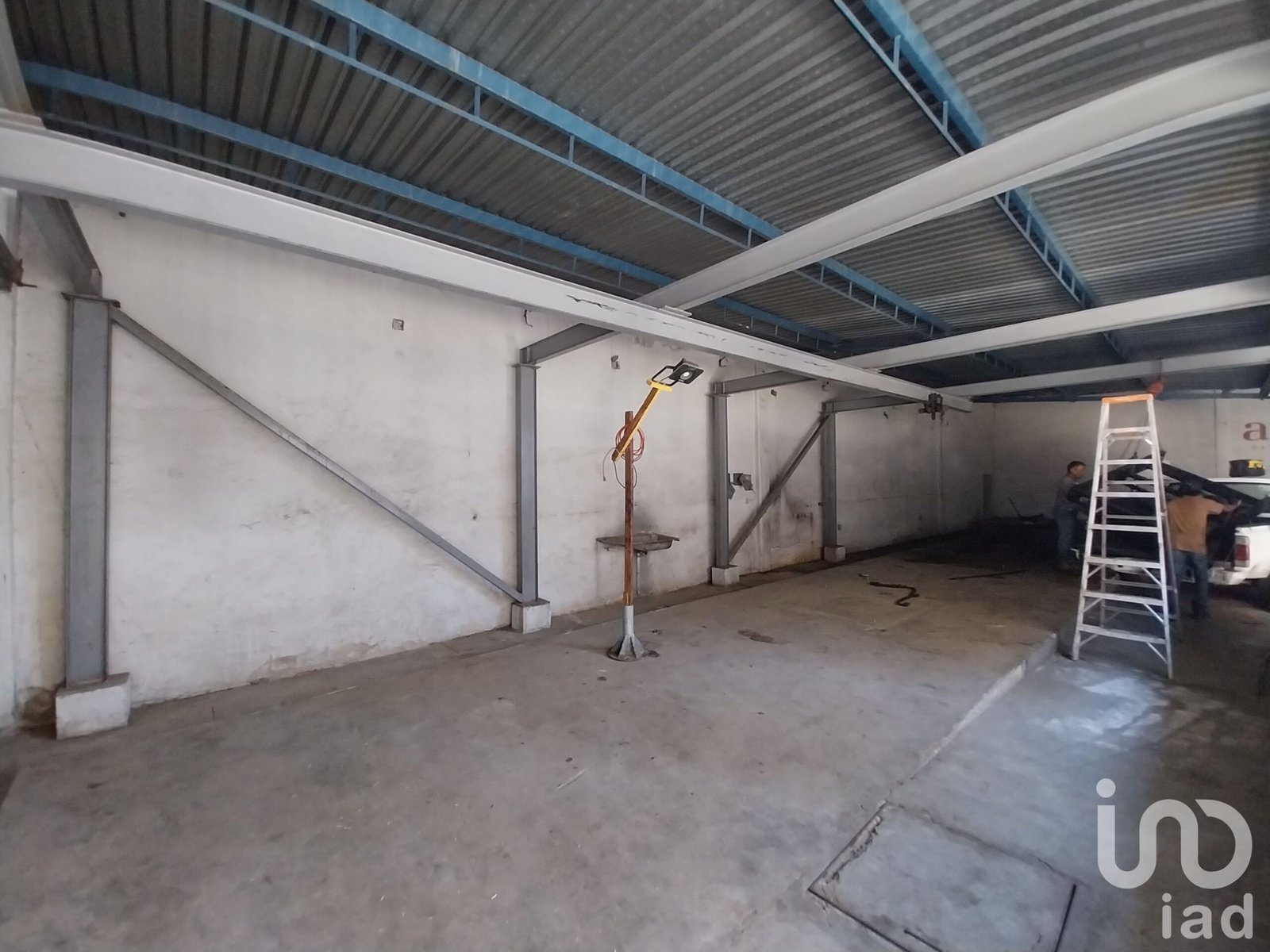 BODEGA EN RENTA DE 388 M2 SOBRE CARRETERA INTERNACIONAL ANTES DEL MONUMENTO A JUAREZ