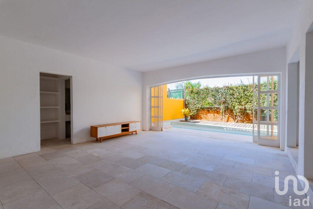 Casa en venta en  Zona Dorada  el  Corazón de Cuernavaca Morelos