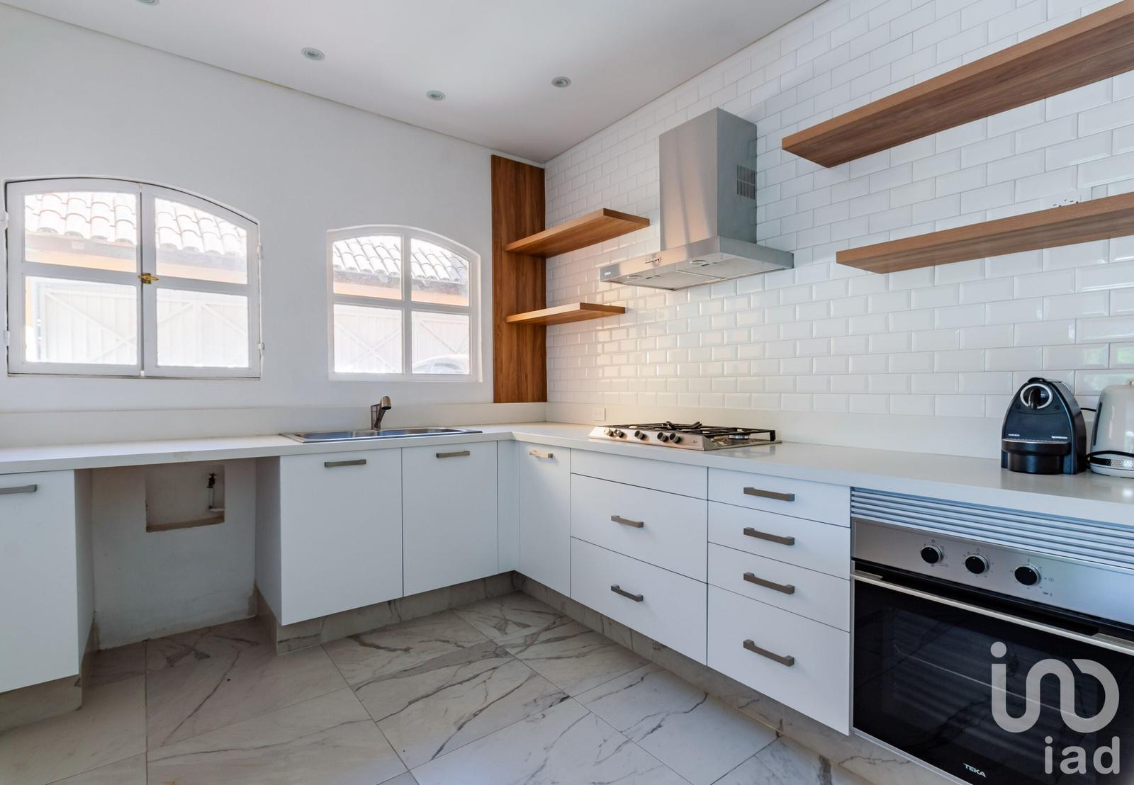 Casa en venta en  Zona Dorada  el  Corazón de Cuernavaca Morelos