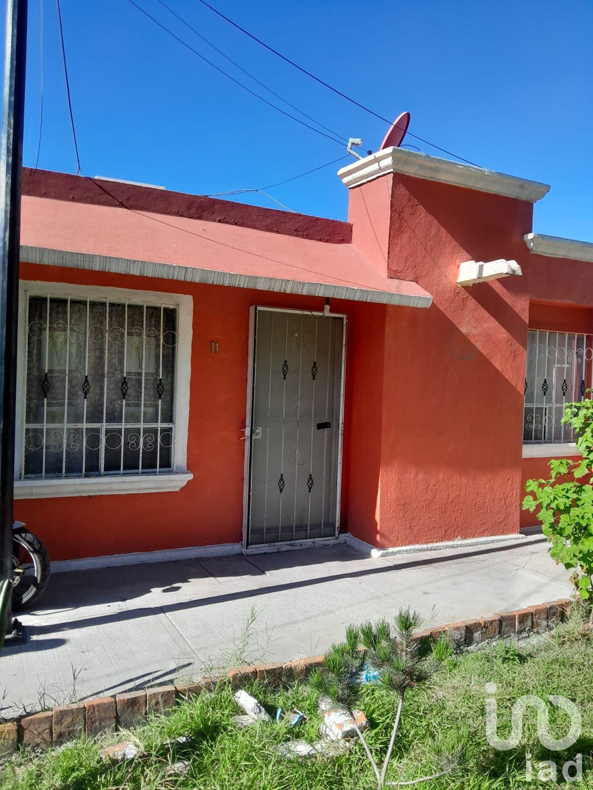 Se Vende Casa con Terreno Excedente en Fraccionamiento la Loma, Querétaro Se Vende Casa con Terreno Excedente en Fraccionamiento la Loma, Querétaro