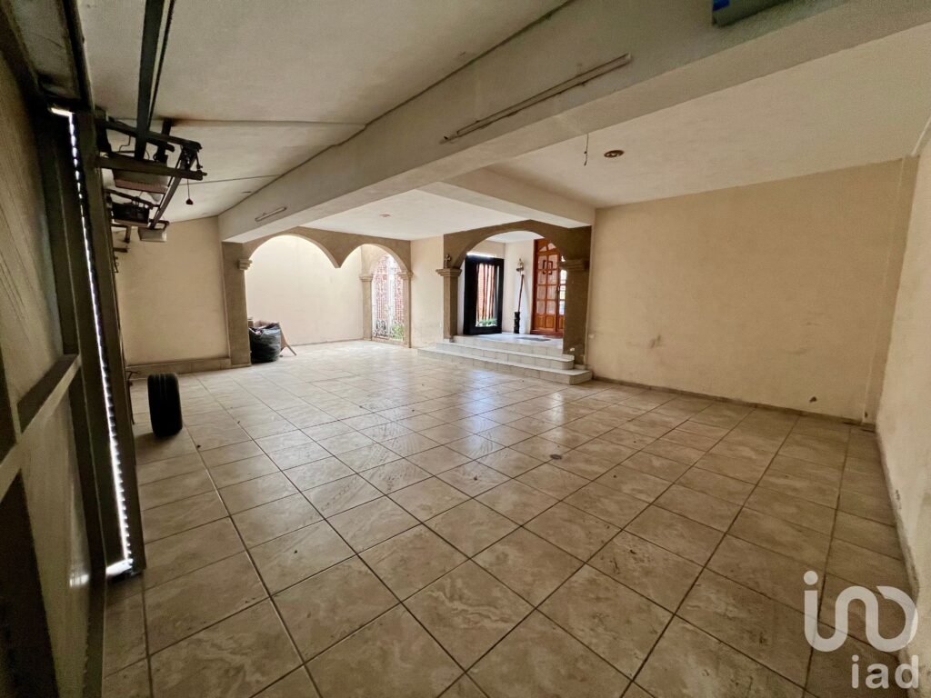 Lujosa Residencia en Bugambilias