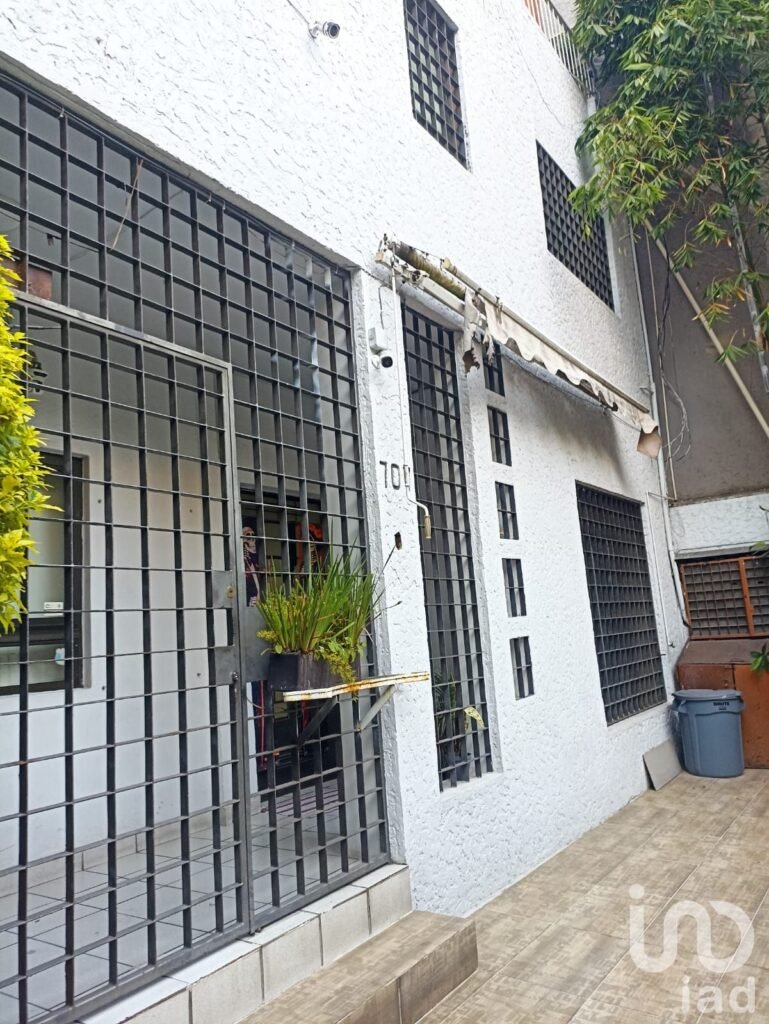 OFICINA Y/O CONSULTORIO EN RENTA EN LA COLONIA DEL VALLE CENTRO