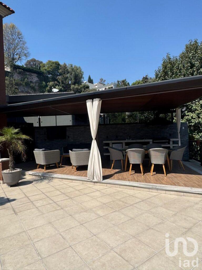 Casa en Venta en condominio en Lomas de La Herradura, Huixquilucan