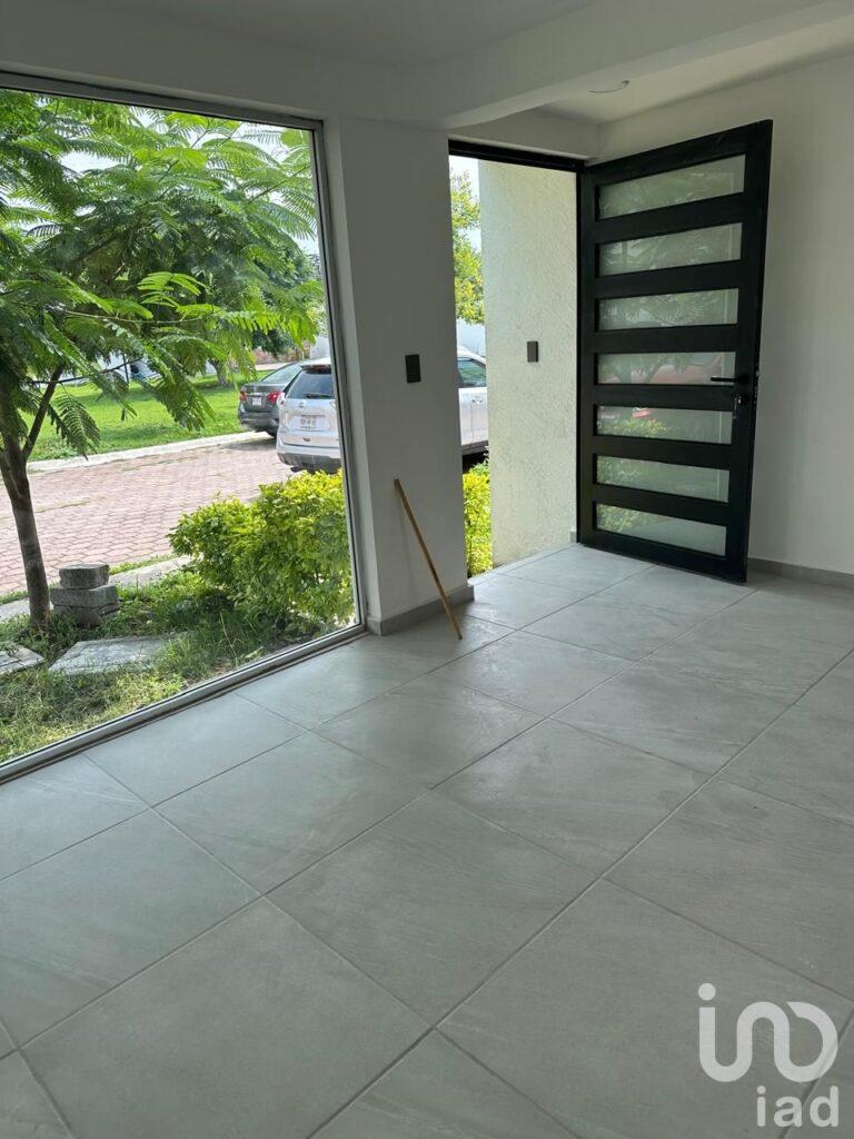 Casa en Venta en Fraccionamiento Privado a 7 minutos del Centro de San Juan del Río,  Qro