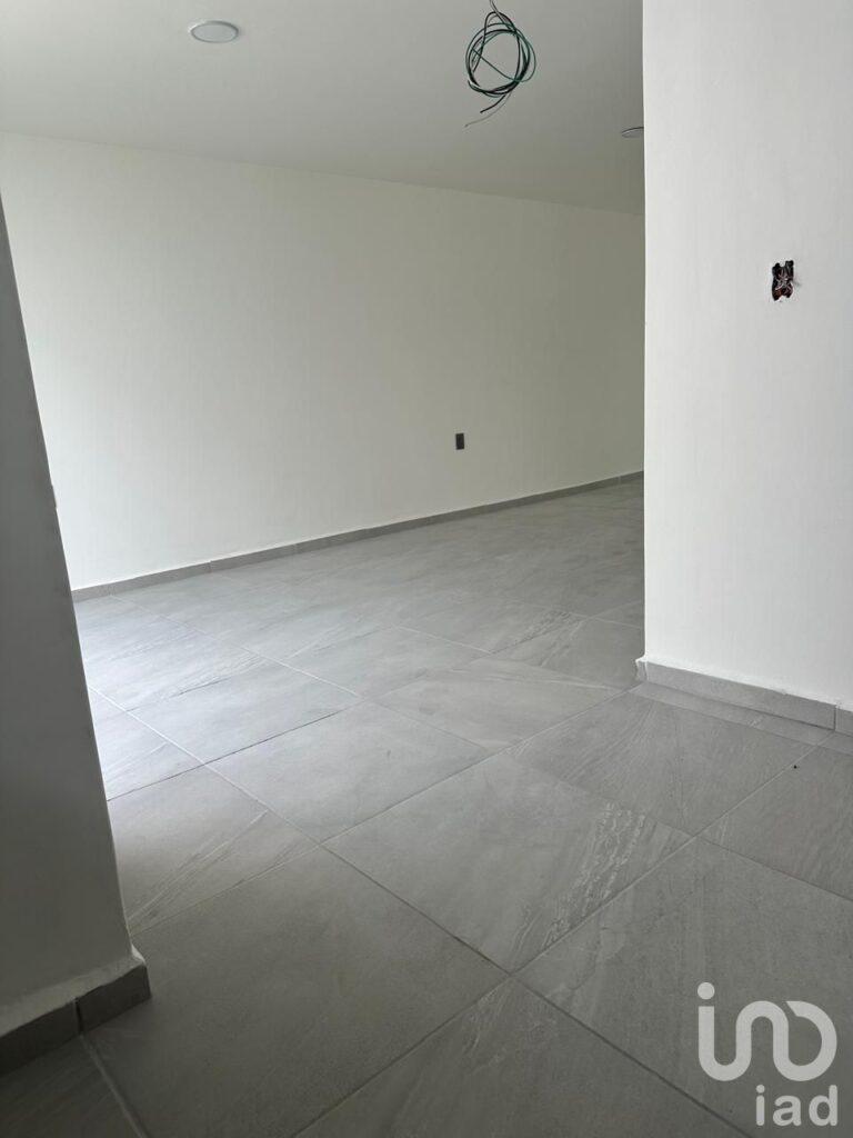 Casa en Venta en Fraccionamiento Privado a 7 minutos del Centro de San Juan del Río,  Qro