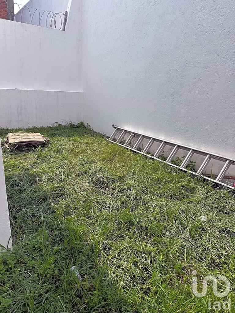 Casa en Venta en Fraccionamiento Privado a 7 minutos del Centro de San Juan del Río,  Qro