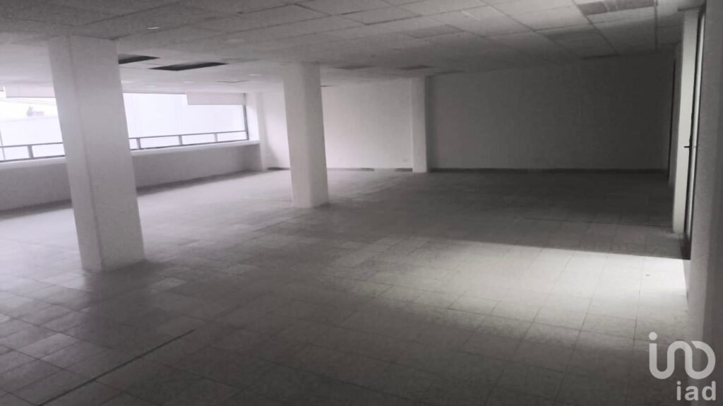 Oficina en renta Santa Cruz Atoyac (medio piso 150 mt2