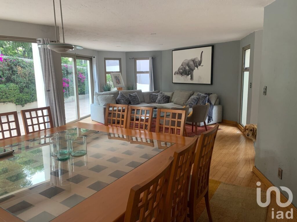 Vendo Casa en el Condominio ¨Las Tejas, en Prolongación Bosques de Reforma, con 3 recámas.