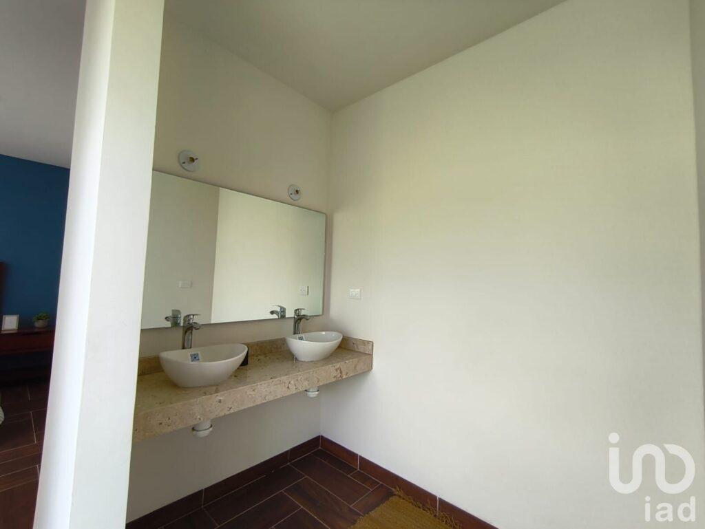 Casa en VENTA en Fraccionamiento Sotavento, Pozos, SLP cerca de Zona Industrial y Eje 128