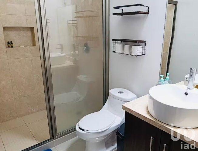 Amplia propiedad en Veracruz con casa club y alberca