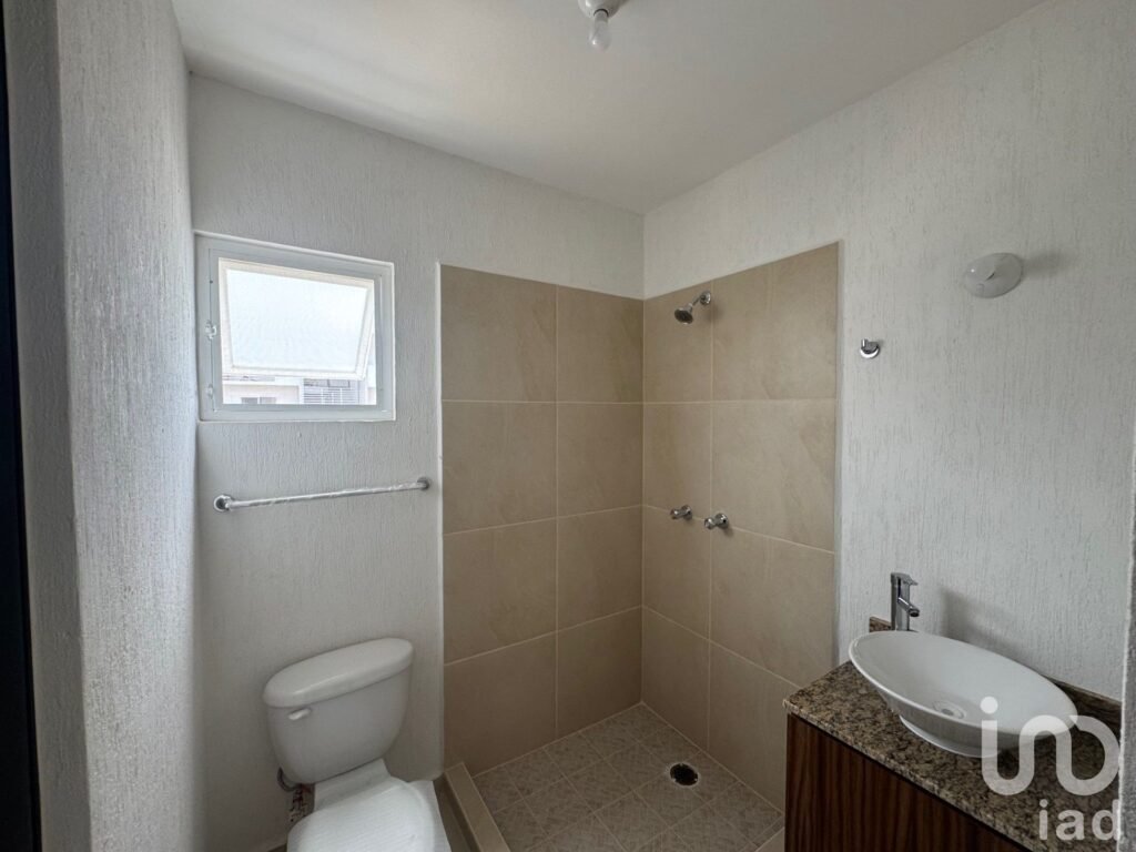 Depa Venta en Jardines del Sur 6