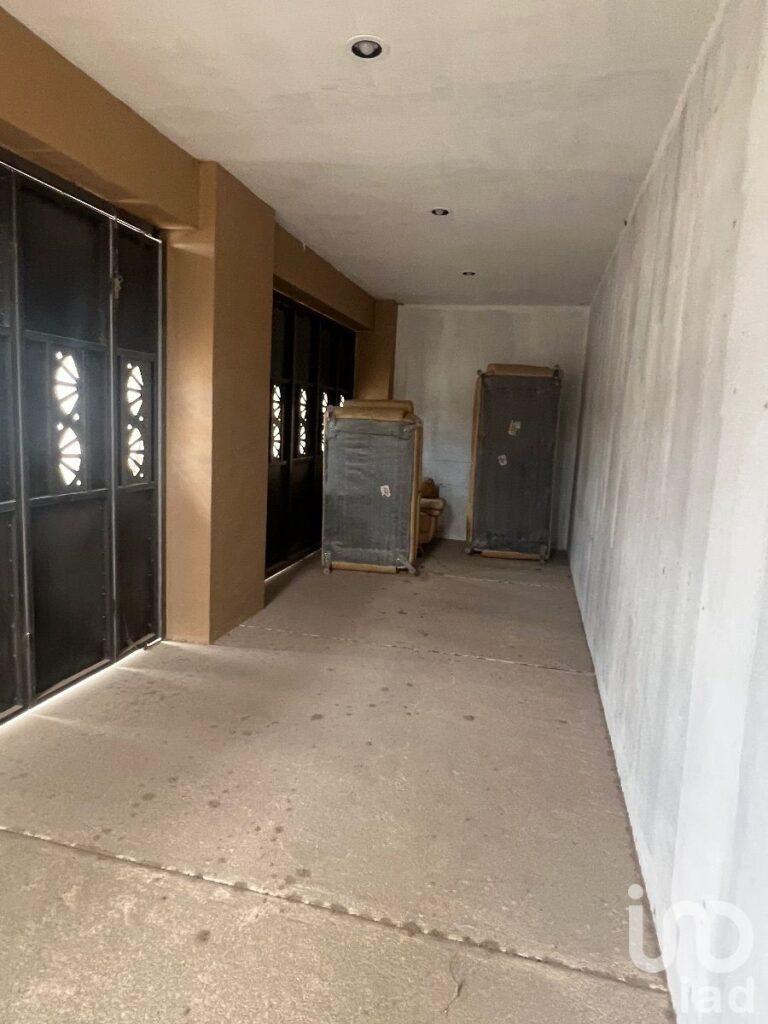 Edificio Comercial en El Centenario