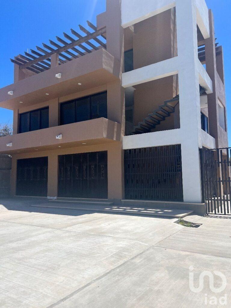 Edificio Comercial en El Centenario