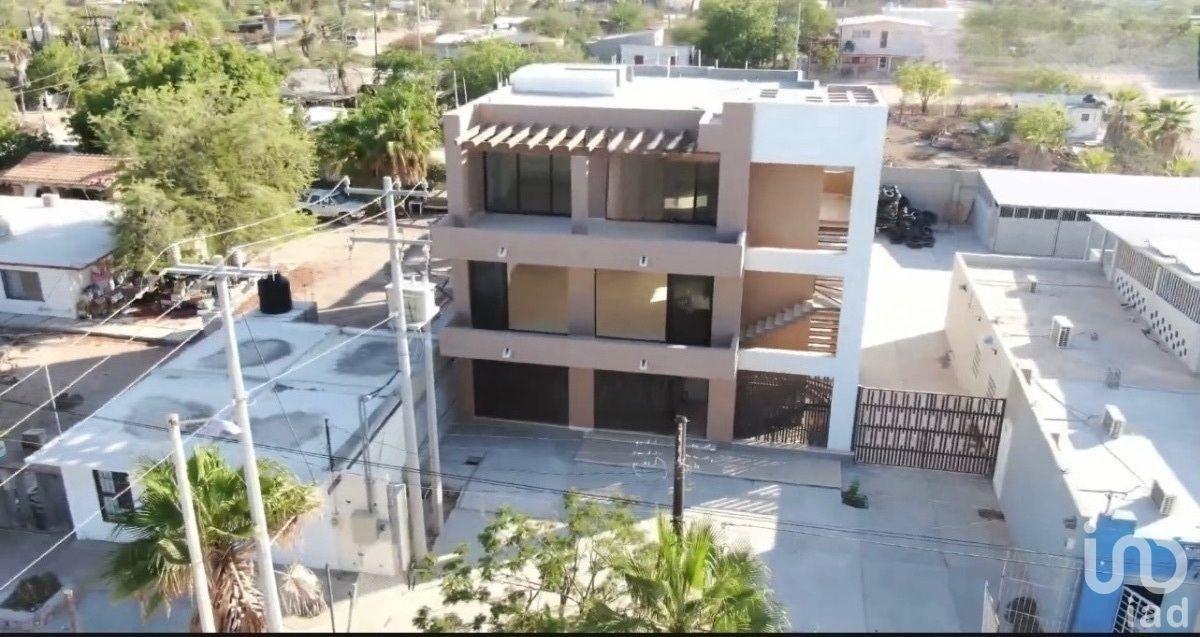 Edificio Comercial en El Centenario