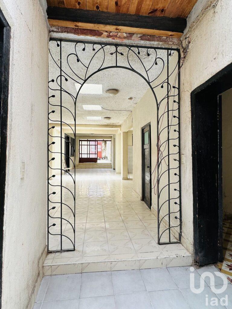 Casa en venta con potencial para renta o proyecto mixto en Centro SCLC