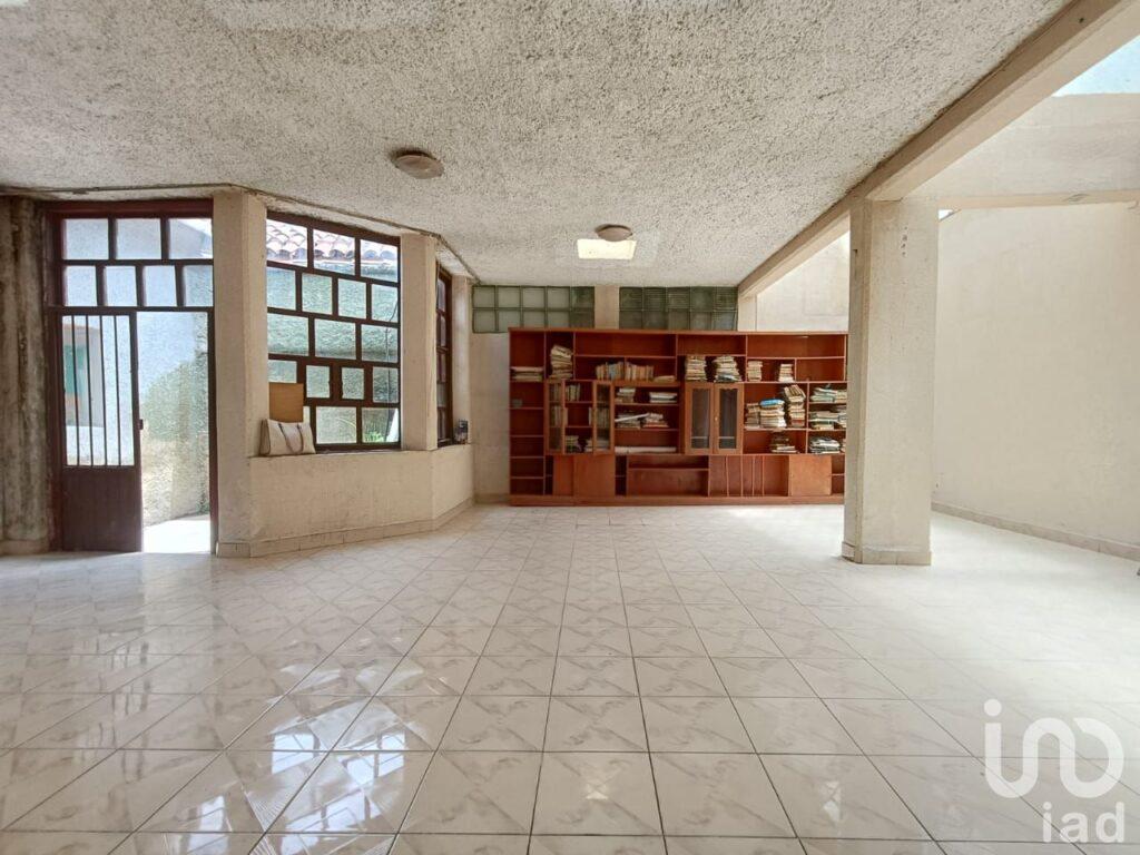 Casa en venta con potencial para renta o proyecto mixto en Centro SCLC