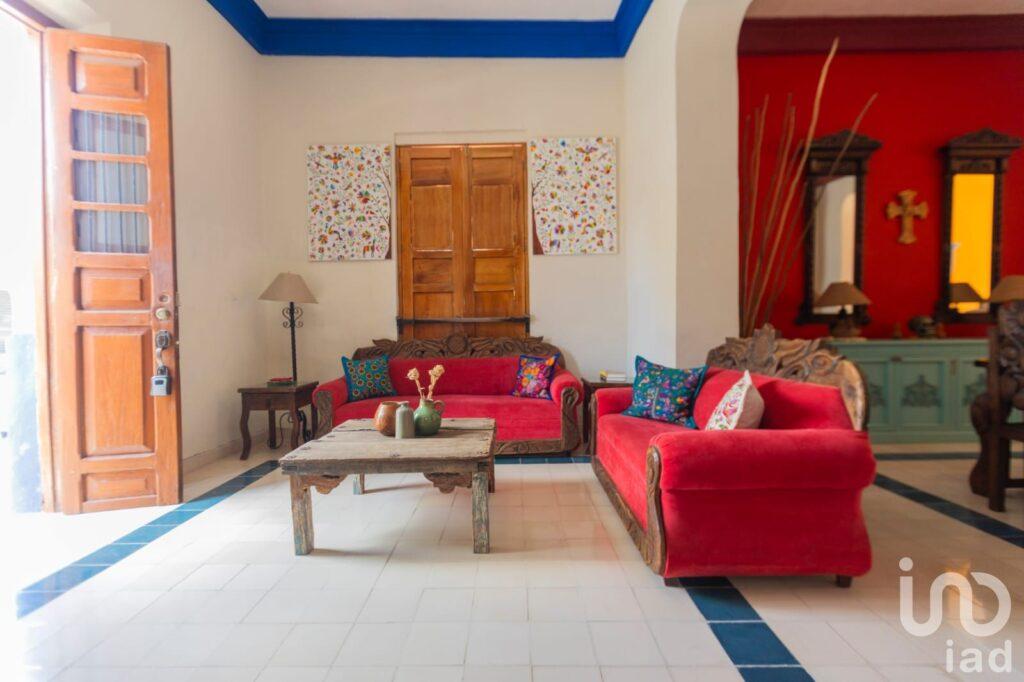 CASA EN VENTA REMODELADA EN EL CENTRO DE MERIDA YUCATAN