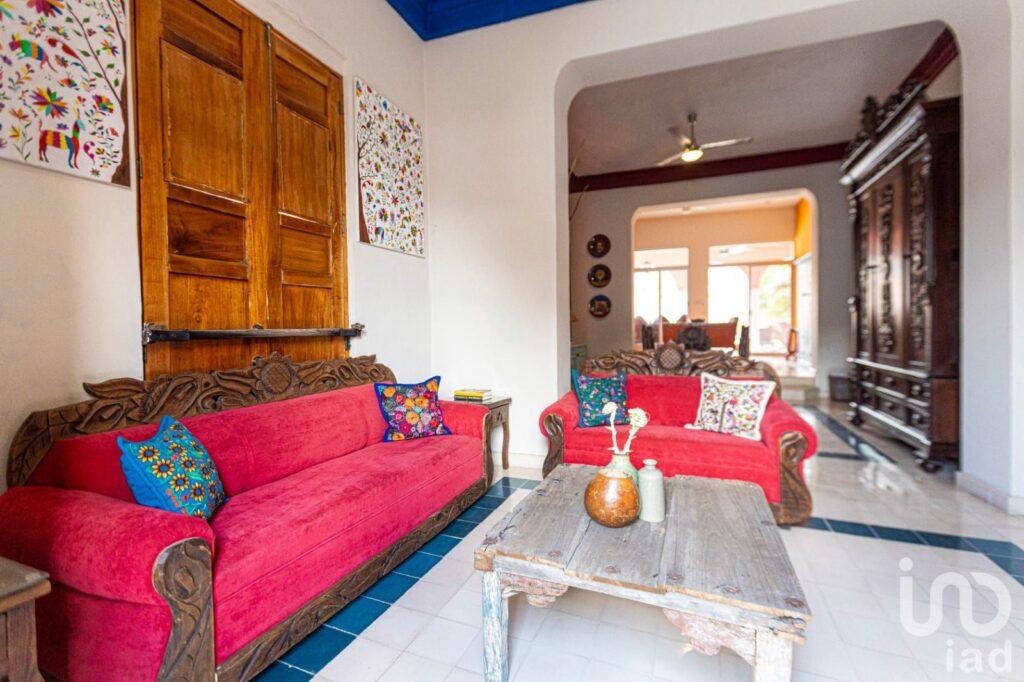 CASA EN VENTA REMODELADA EN EL CENTRO DE MERIDA YUCATAN