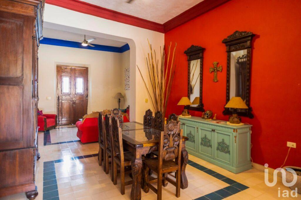 CASA EN VENTA REMODELADA EN EL CENTRO DE MERIDA YUCATAN
