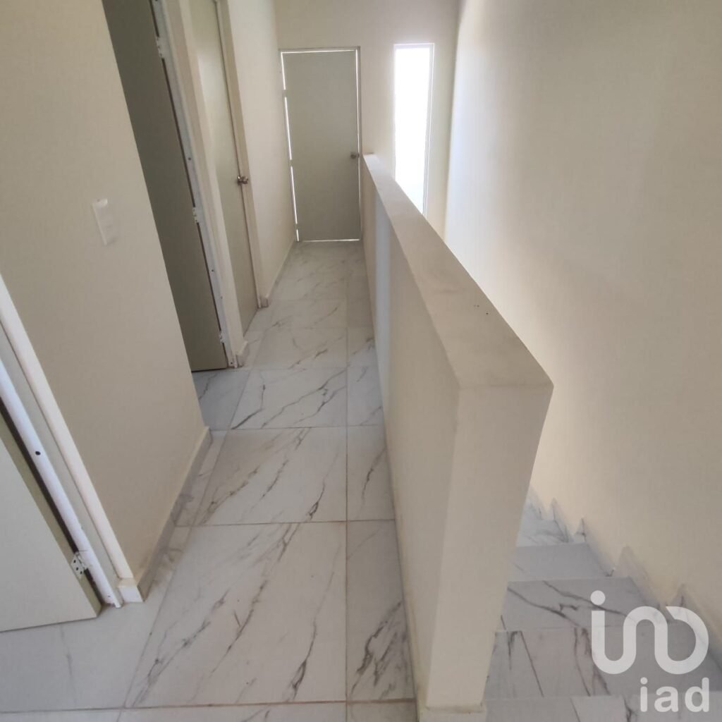 CASA EN VENTA CON RECÁMARA EN PB EN COLONIA SANTA ROSA MAZATLÁN