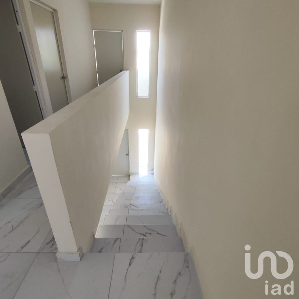CASA EN VENTA CON RECÁMARA EN PB EN COLONIA SANTA ROSA MAZATLÁN