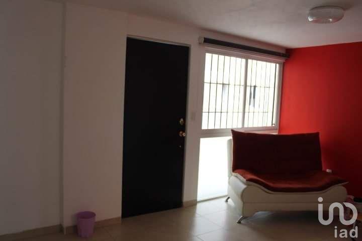 DEPARTAMENTO EN VENTA SOBRE EJE CENTRAL LAZARO CARDENAS, COL. GUERRERO