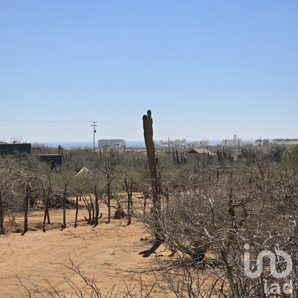 LOTE EN CERRITOS PESCADERO CON VISTA AL MAR