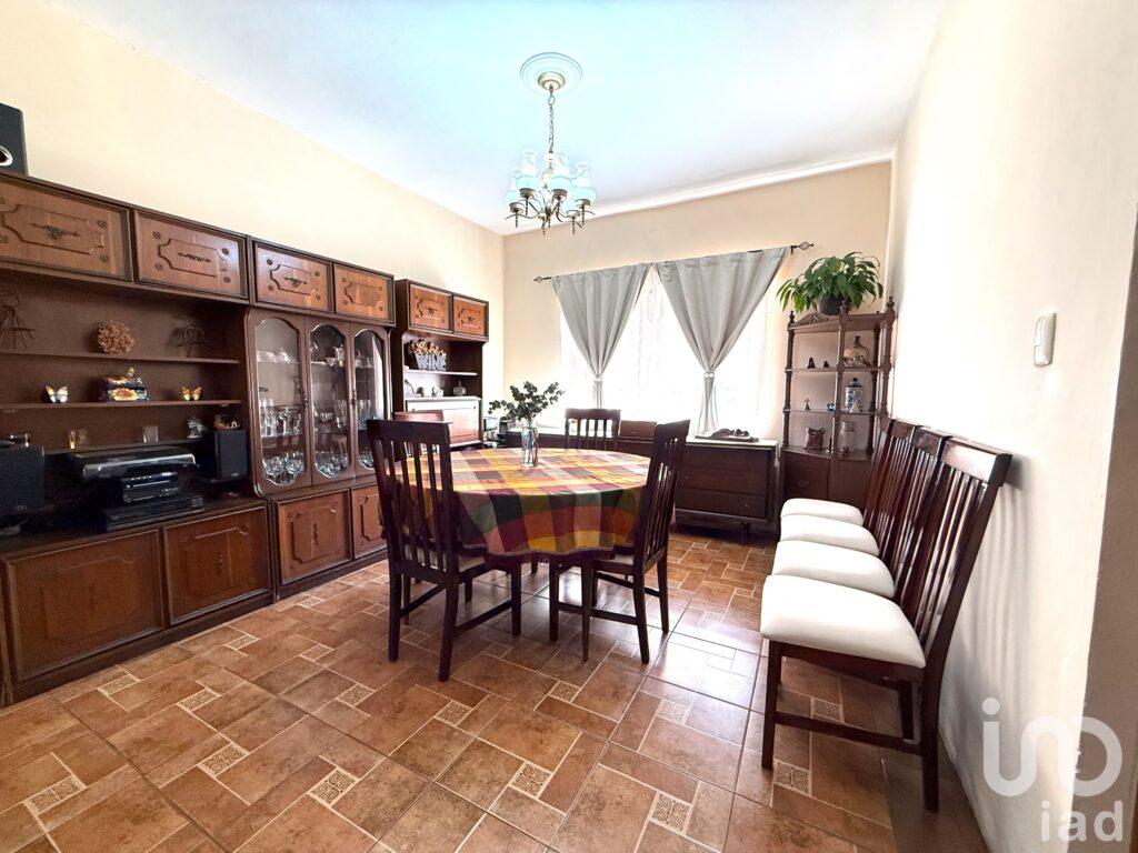 Casa en Venta cerca de Av. Ávila Camacho, Xalapa Veracruz, Uso de suelo Mixto