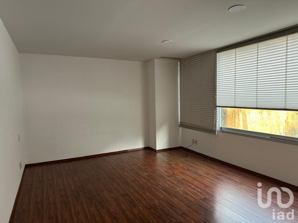 Se renta departamento en Bosque Real en el Condominio  Real del Marquez