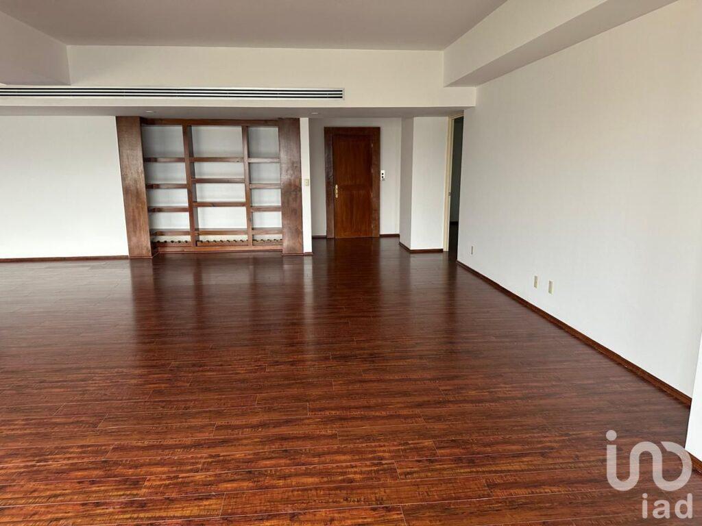 Se vende departamento en Real del Marquez Bosque Real