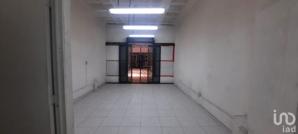 LOCAL EN RENTA D-7. PLAZA OLIMPUS, CENTRO INDUSTRIAL. TLALNEPANTLA