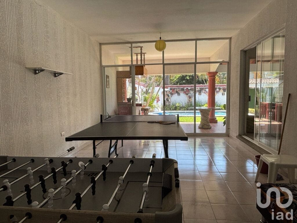 Venta Casa en Condominio con Alberca propia