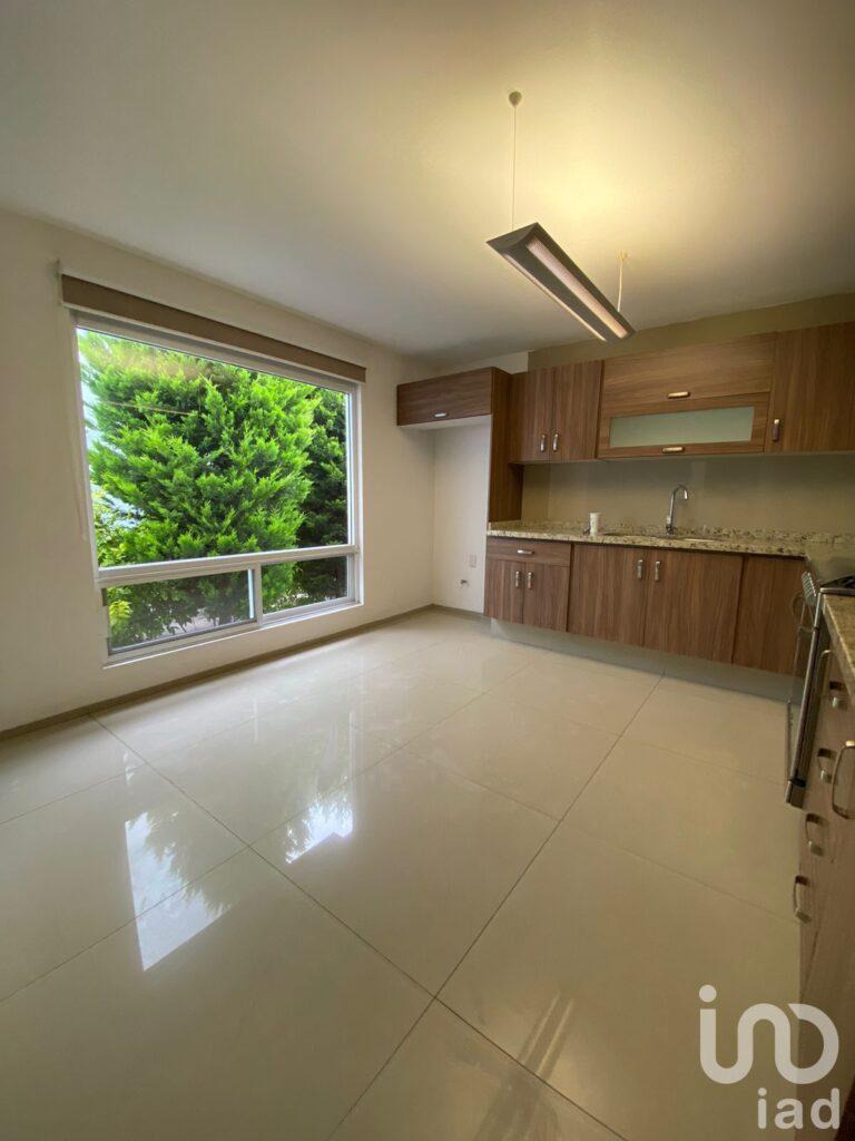 VENTA DE CASA EN FRACCIONAMIENTO SIERRA AZUL ZONA PONIENTE EN LA CIUDAD DE SAN LUIS POTOSI