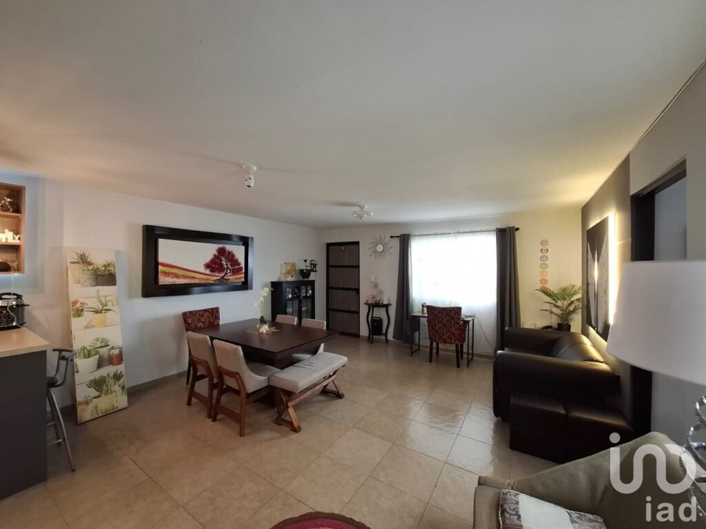 VENTA DE DEPARTAMENTO A 2 CUADRAS DE LA UNIVERSIDAD POLITECNICA EN LA CIUDAD DE SAN LUIS POTOSI