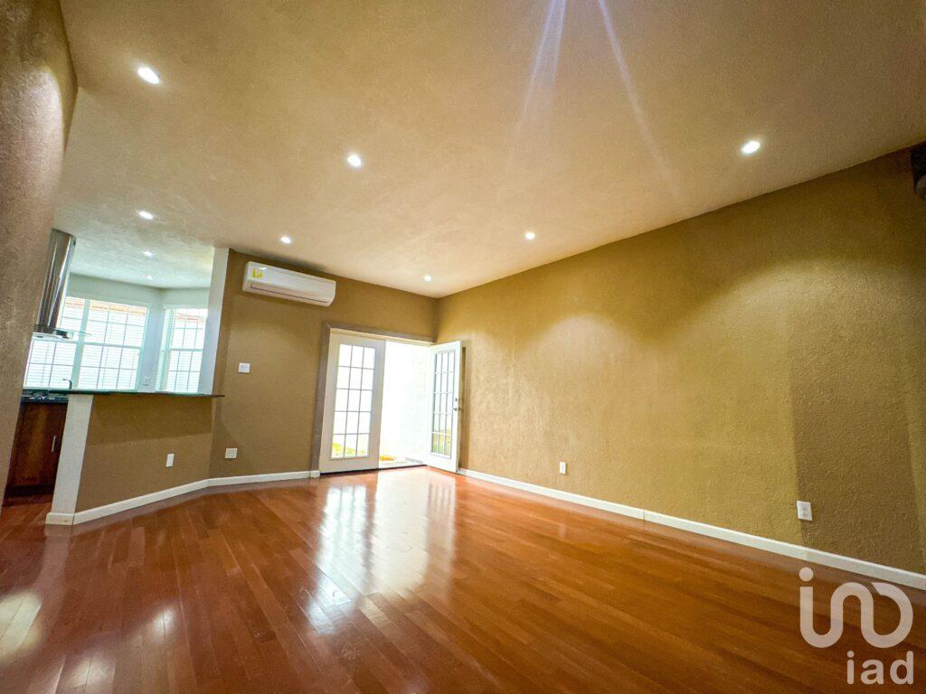 Casa en Venta en Claustros del Rio, San Juan del Rio, Queretaro