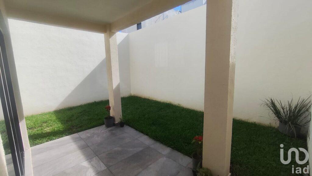 Casa Renta Amueblada Seguridad 3R 2 y medio baños