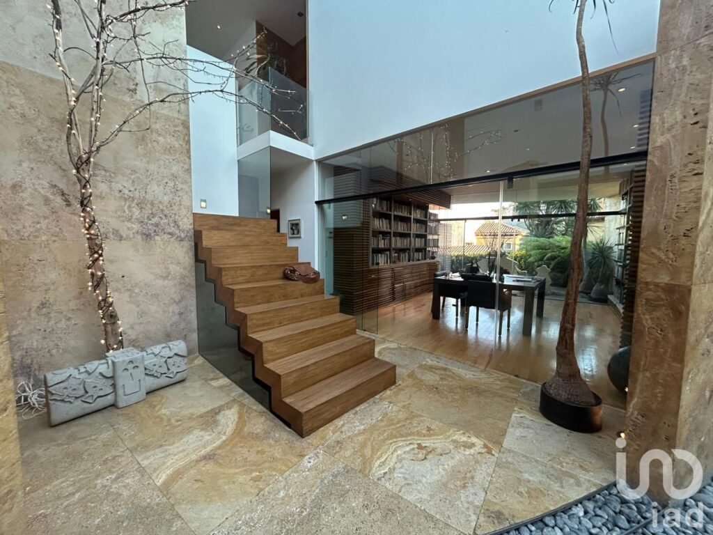 Rento Casa Inteligente en Condominio, en Hacienda Santa Fe, Bernardo Quintana #590